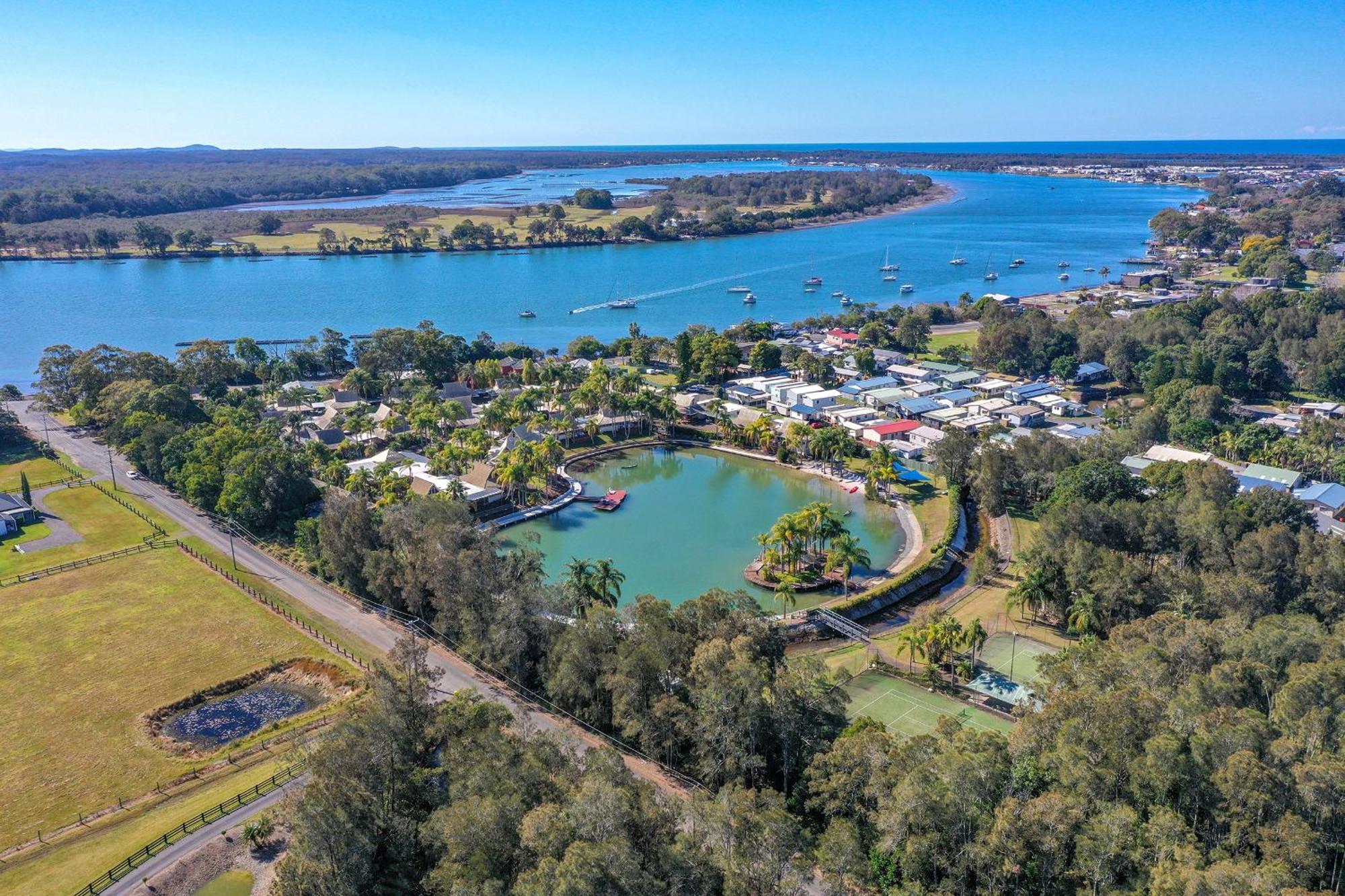 Ultiqa Village Resort Port Macquarie Exterior foto